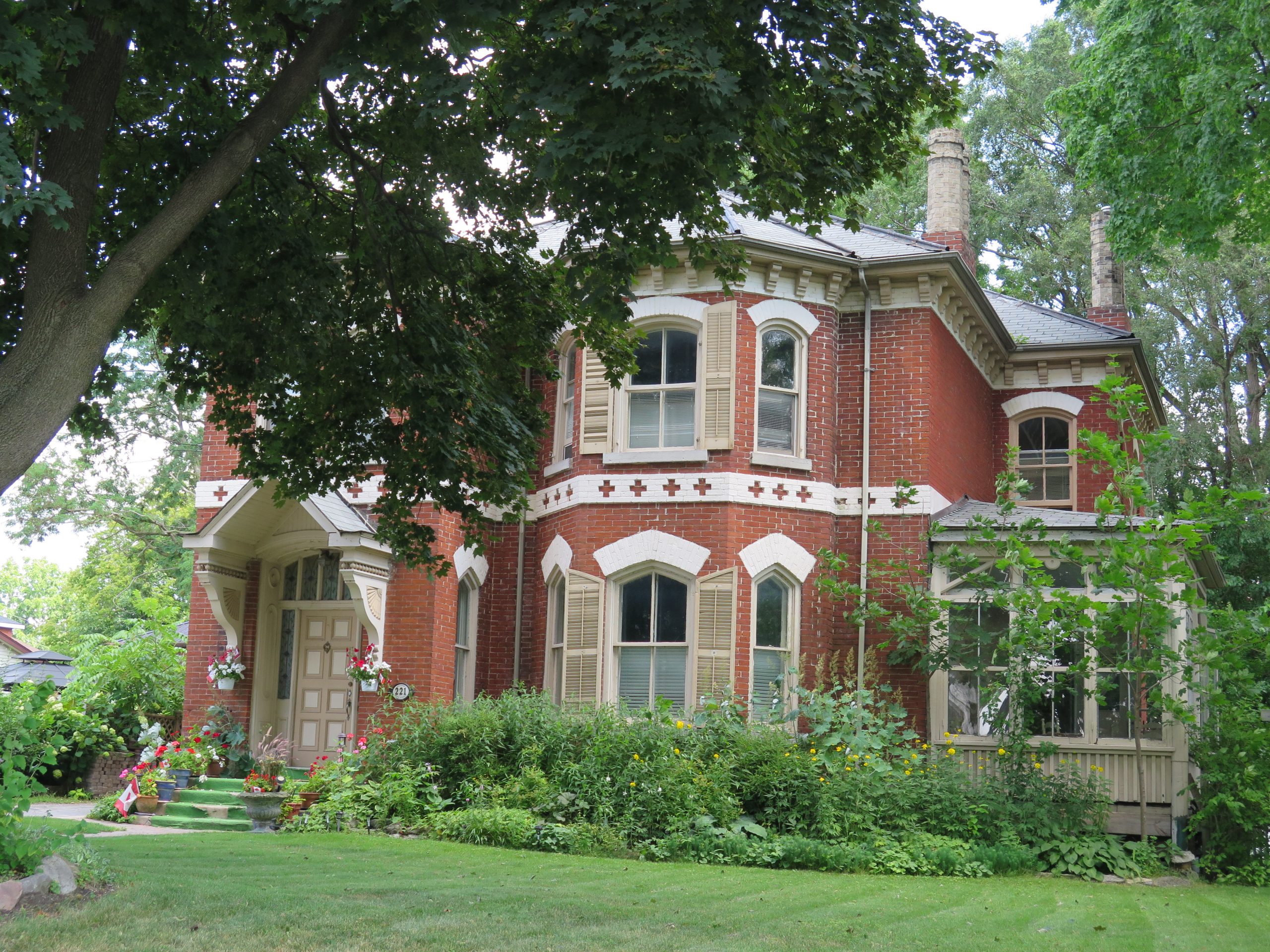 Get to Know Belleville's Old East Hill Neighbourhood Discover Belleville