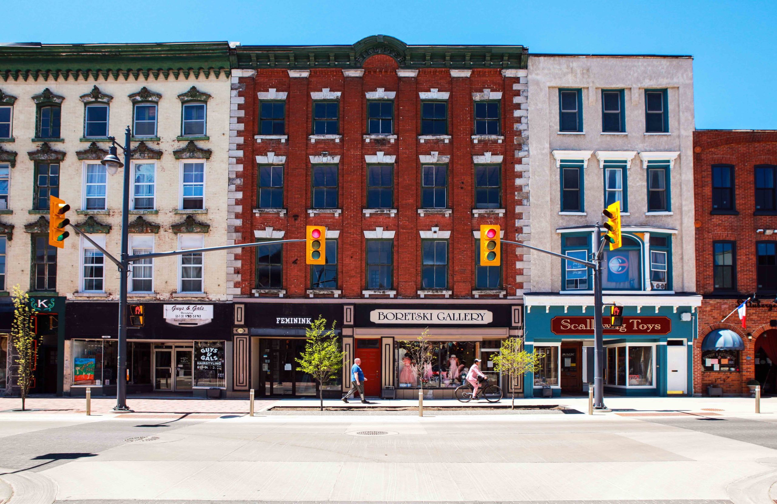 Discover the Downtown District Discover Belleville